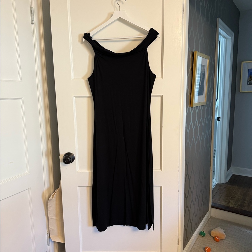 Boden Black Off-the-Shoulder Bodycon Dress - Picture 4 of 10